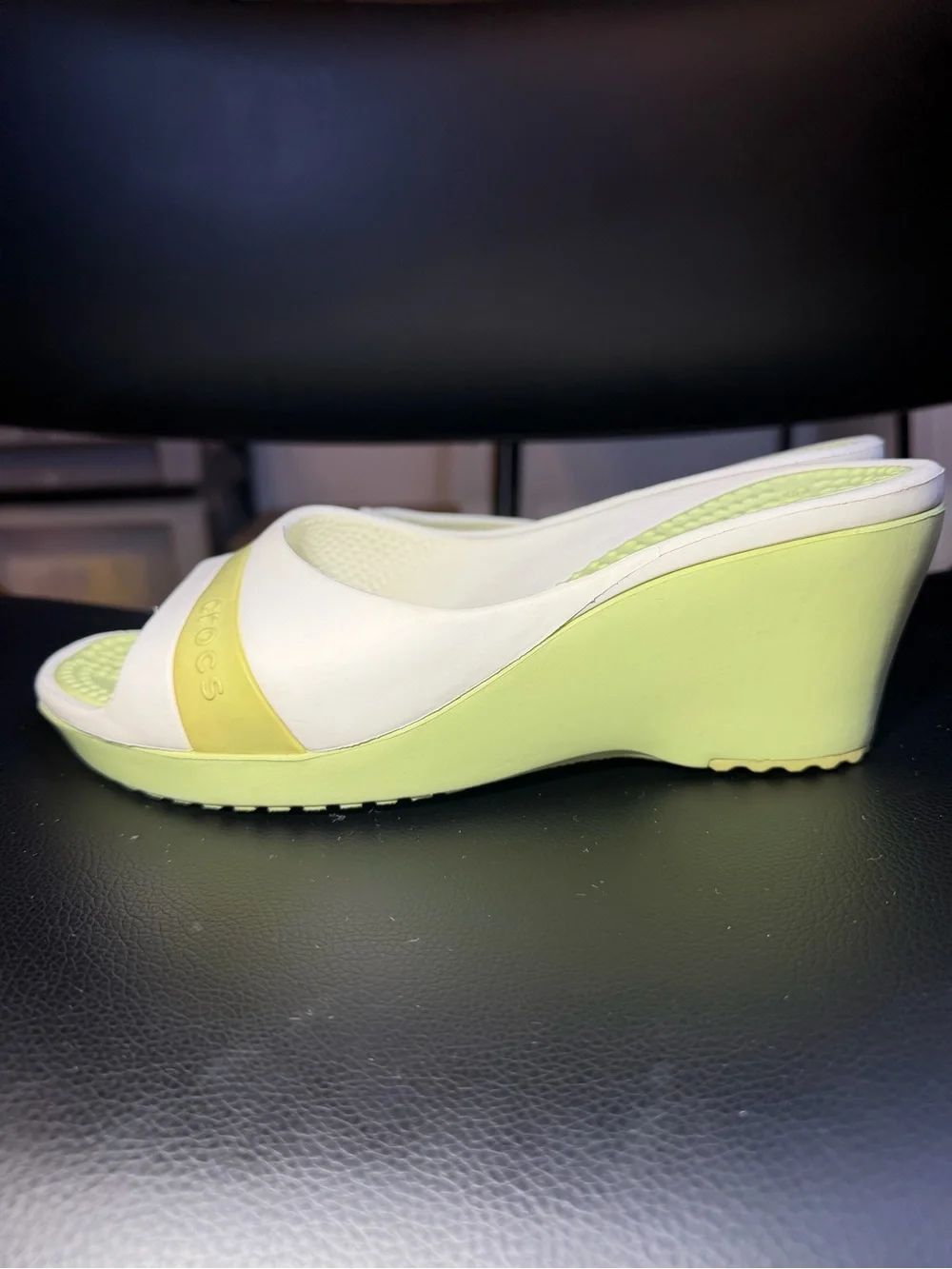 Crocs Lime green White Rubber Slide Sandals Wedge Heel Open Toe Womens Size 7
